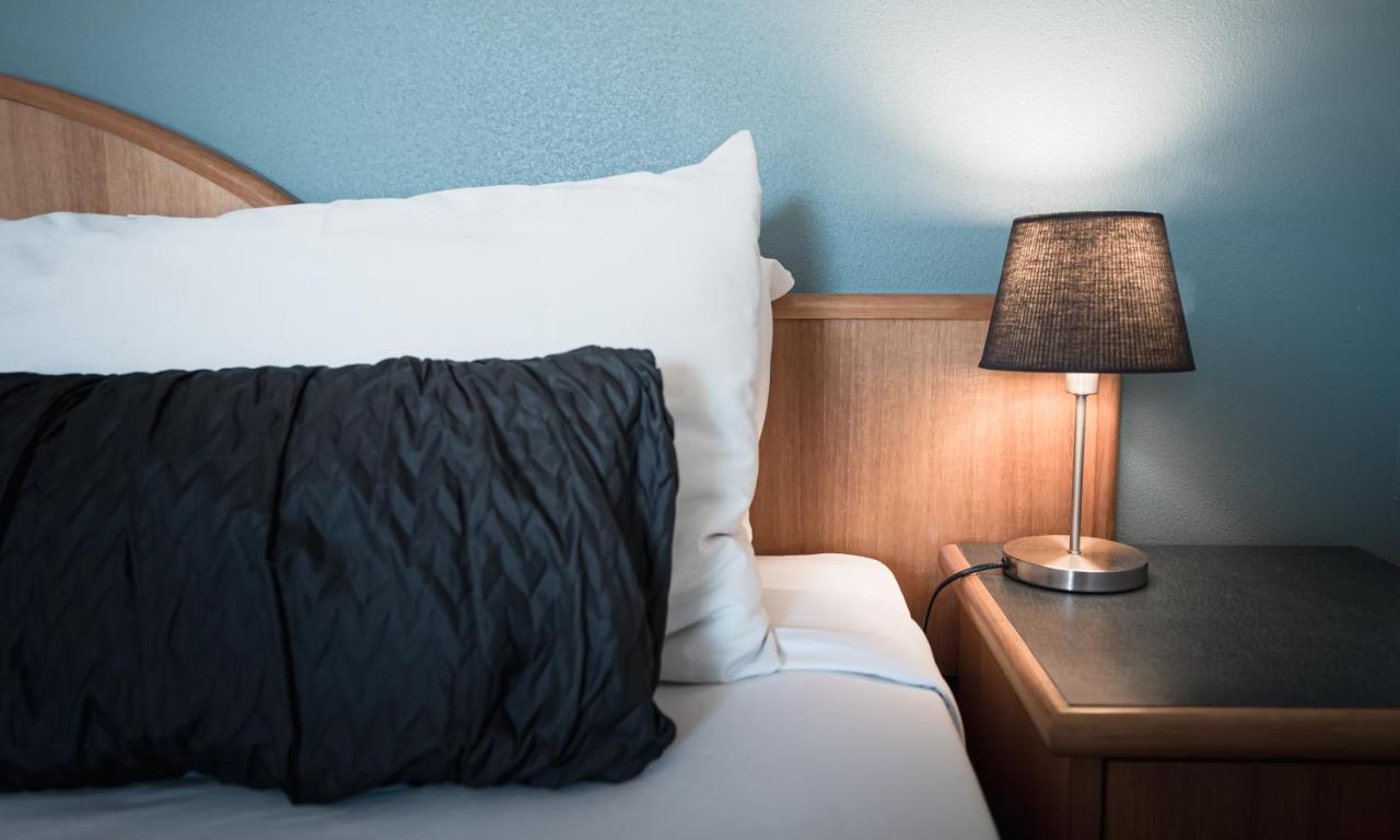 Heritage Shark Bay Hotel Denham